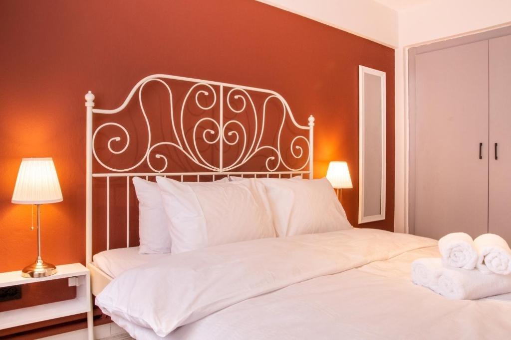 Измир: Gorgeous Flat With Balcony in Izmir Konak
