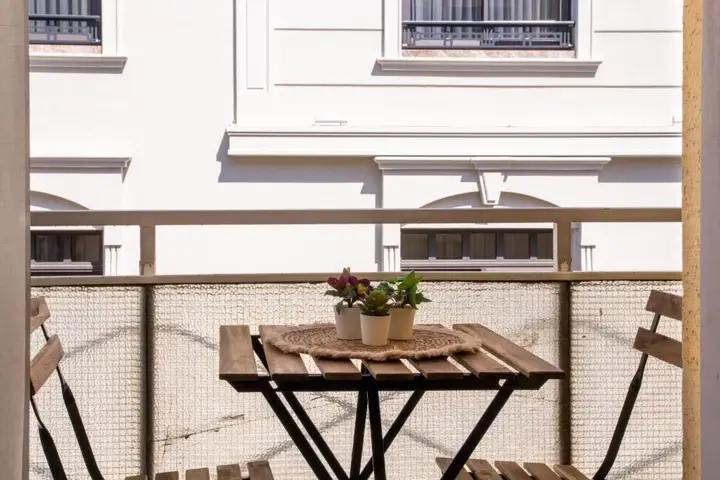 Gorgeous Flat With Balcony in Izmir Konak — фото 6