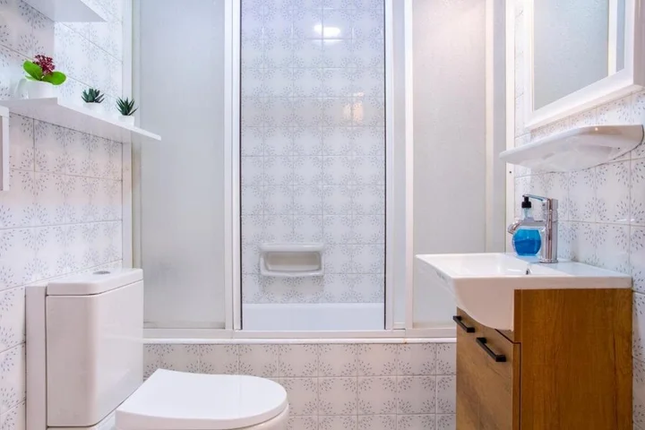 Измир: Gorgeous Flat With Balcony in Izmir Konak