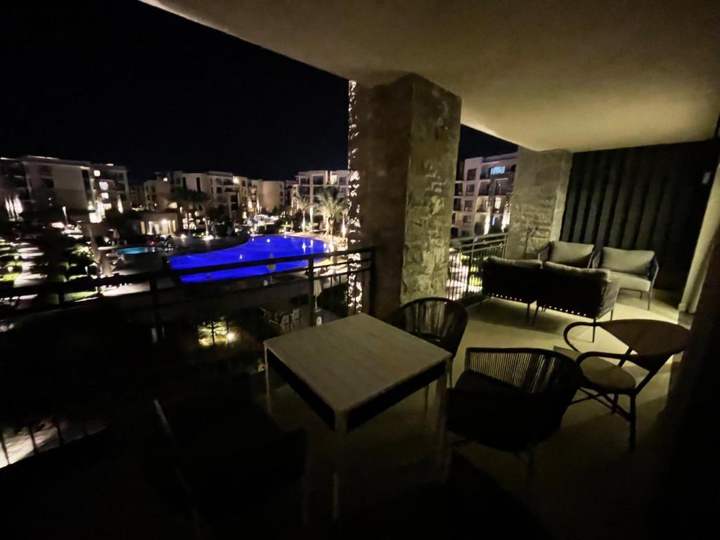 Эль-Аламейн: First row Sea view villa in safi Marassi