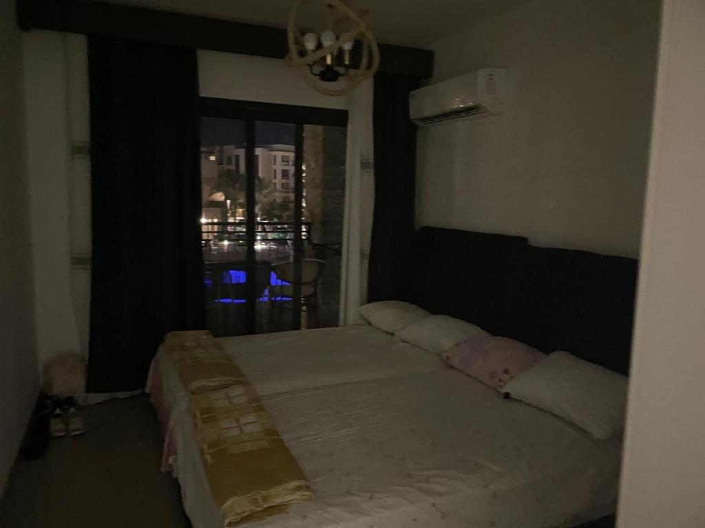 Эль-Аламейн: First row Sea view villa in safi Marassi