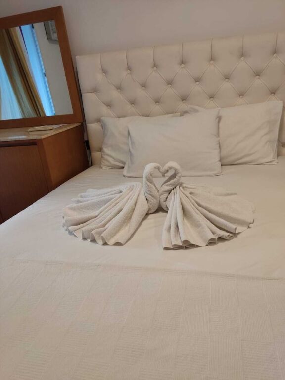 Кушадасы: Avalon Otel