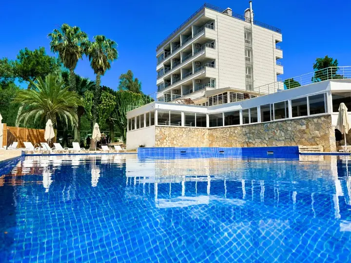 Патара: Отель The Nix Hotel