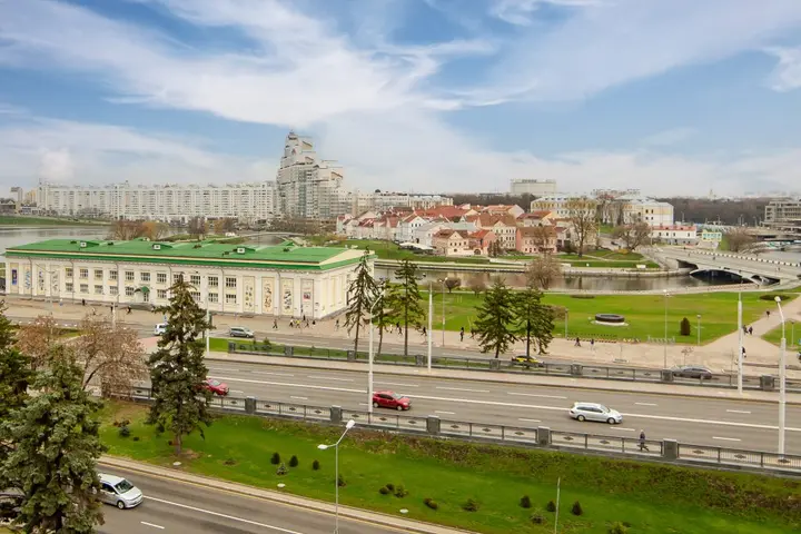 Минск: Апартаменты у Станции Метро Немига