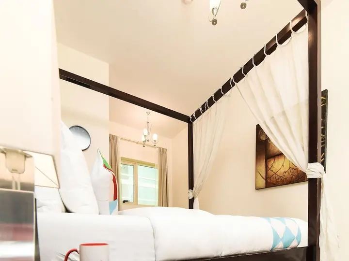 Дубай: Oyo 243 Home Marina Suites 1Br