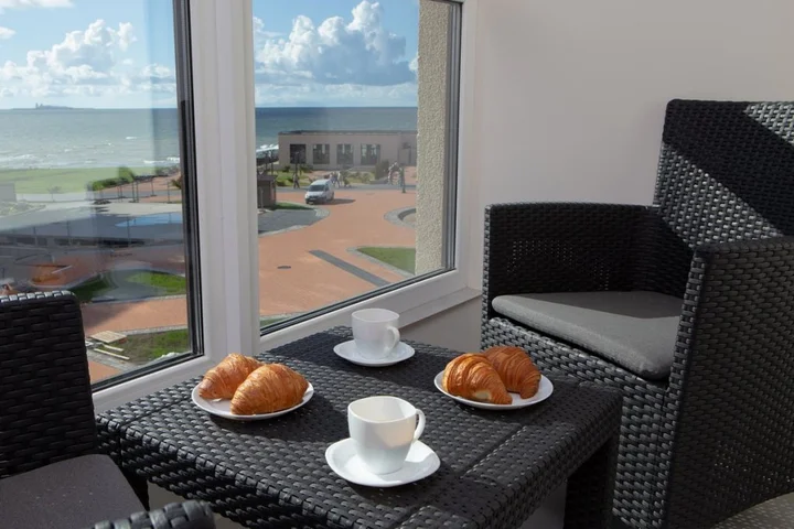 Зеленоградск: Апартаменты 4Кайф Residence №34 с видом на море
