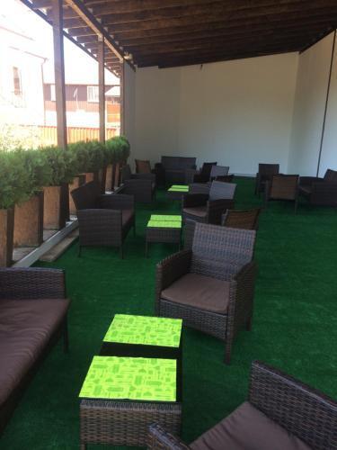 Гагра: Guest house Chetyre Sezona