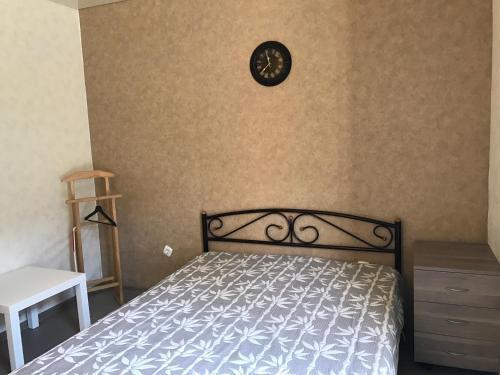 Гагра: Guest house Chetyre Sezona