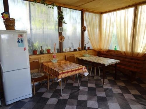Пицунда: АЛАМЫС ГОСТЕВОЙ ДОМ Пицунда