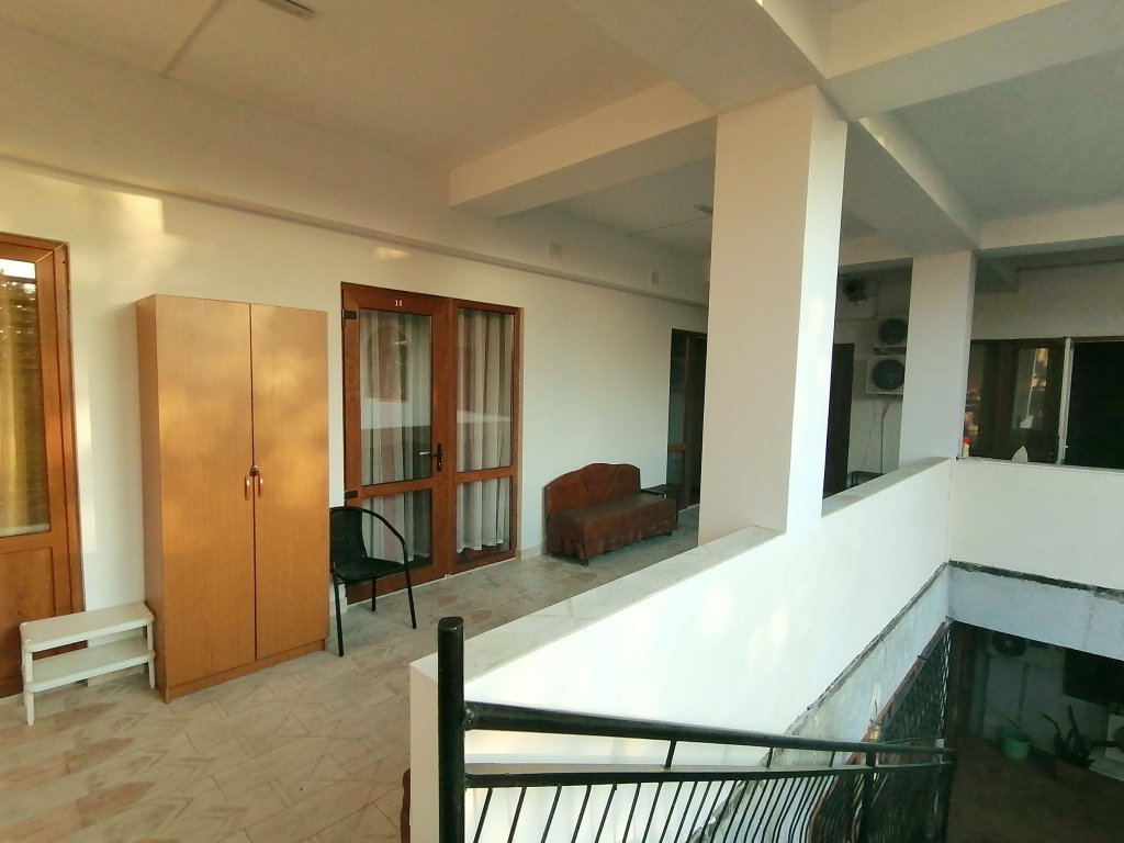 carousel image 1