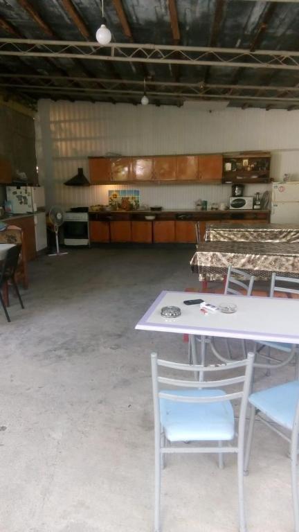 Цандрыпш: Betti Guest House