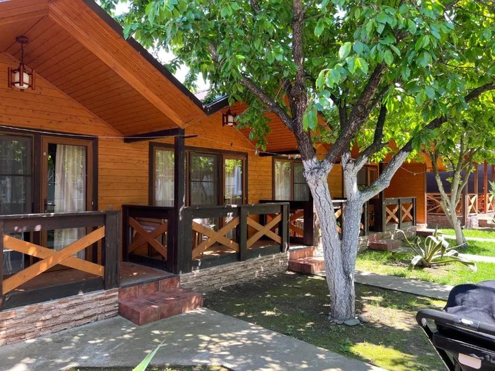 Лдзаа: Mini Hotel Green House