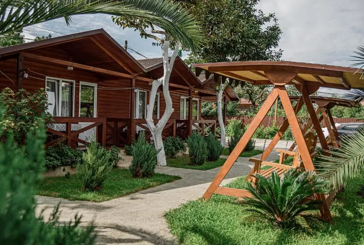 Лдзаа: Mini Hotel Green House