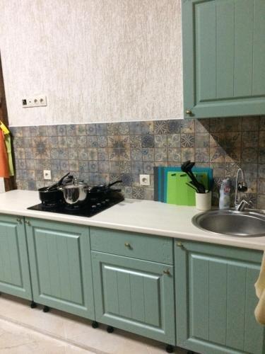 Пицунда: Guest House