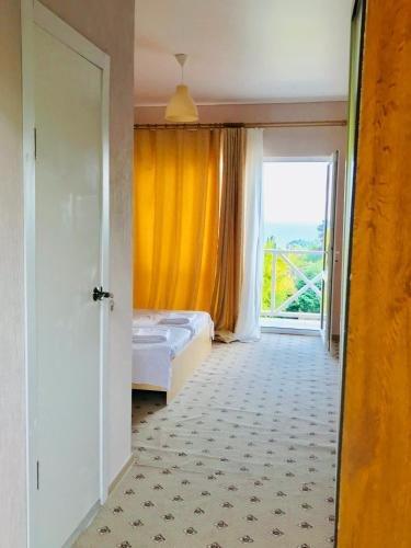 Верхняя Эшера: Отель "Palm Hotel"