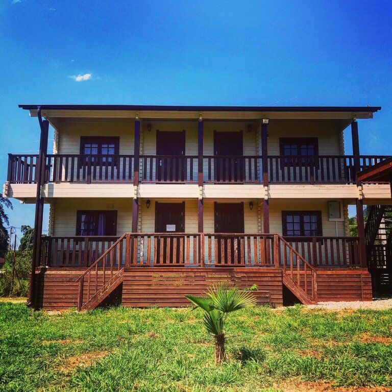 Верхняя Эшера: Шале Omega Guest House