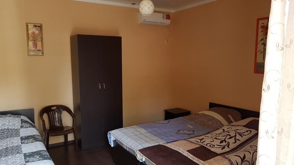 Гагра: Mini Hotel on Lakoba