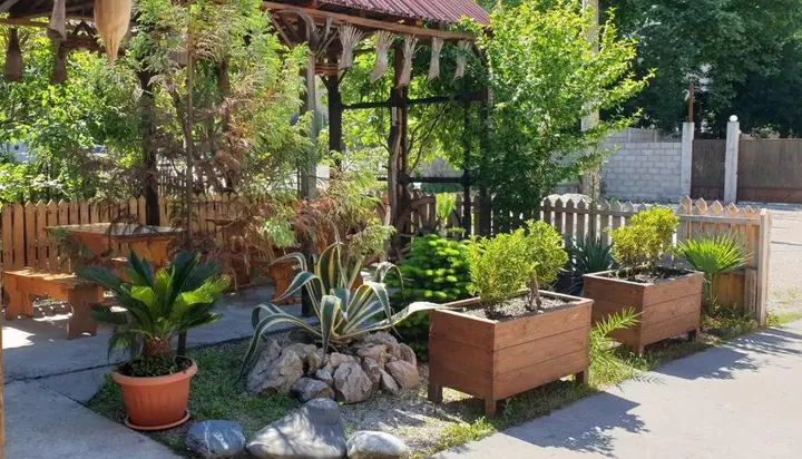 Гагра: Mini Hotel on Lakoba