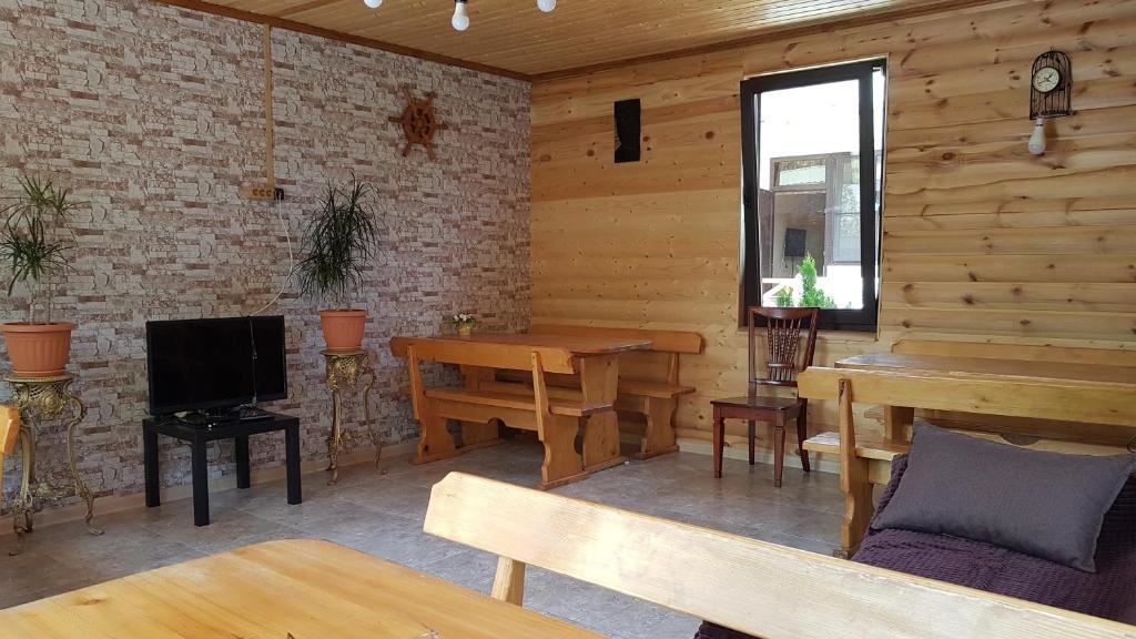 Гагра: Mini Hotel on Lakoba