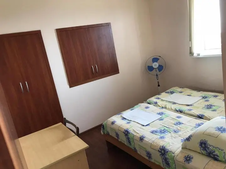 Гагра: Guest house on Kabardinskaya 10