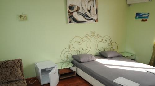 Гагра: Inn Tri Kiparisa on Tereshkovoy 24
