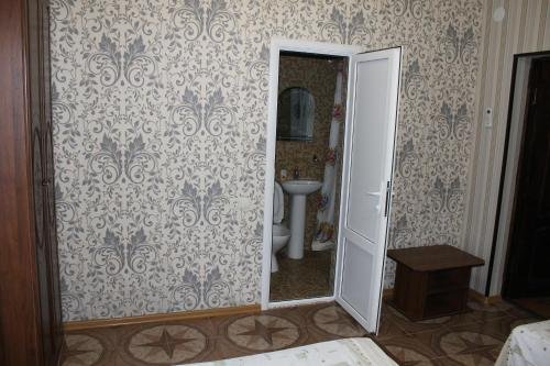 Гечрипш: Guest House Eleonora