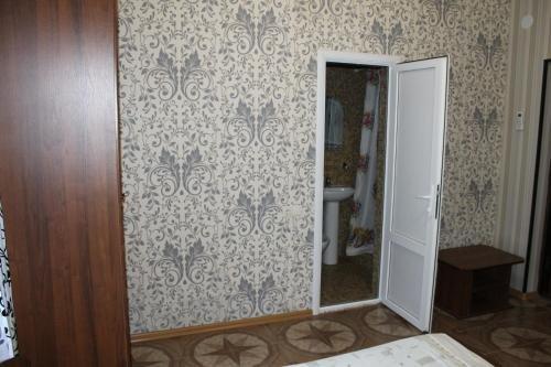 Гечрипш: Guest House Eleonora