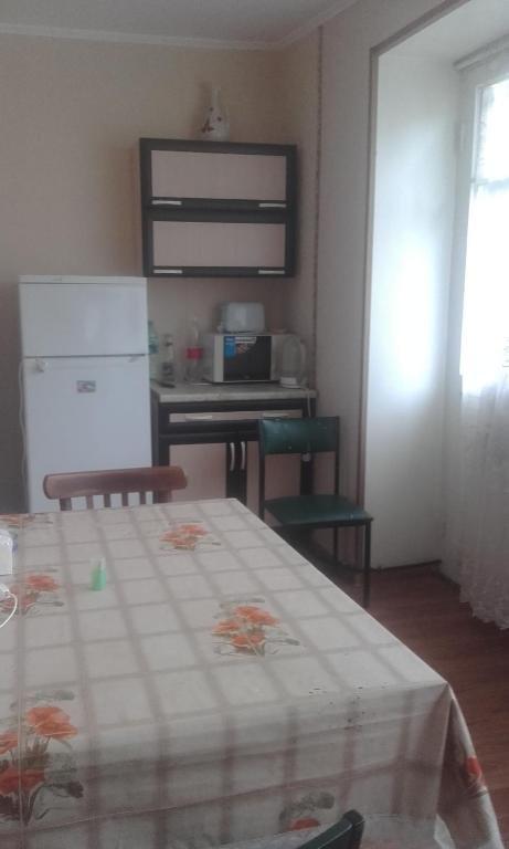 Гагра: Apartment on Abazgaa 39/4