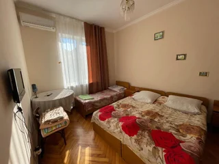 Гагра: Apartment on Ardzinba 235