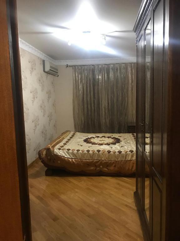 Сухум: Apartment on Akirtava 30