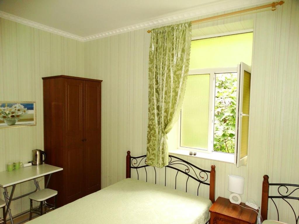 Гагра: Guest House Gorny Ruchei