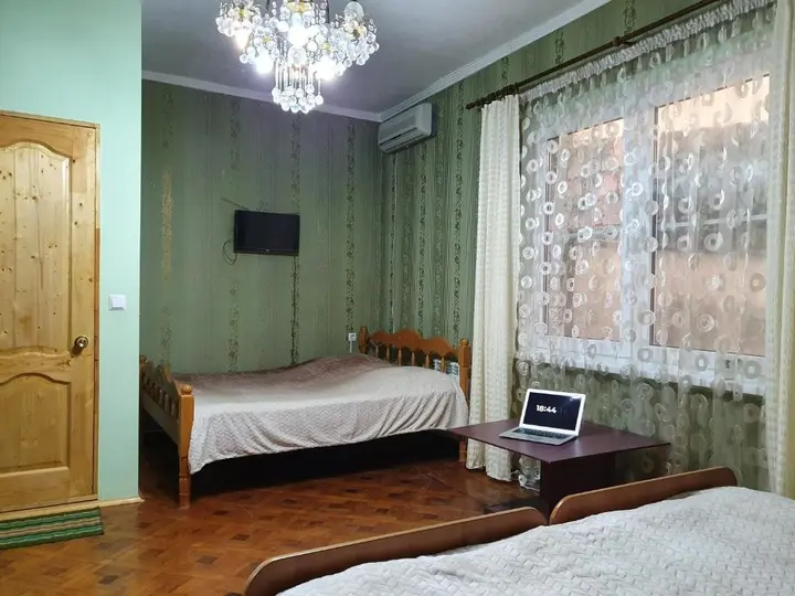 Сухум: Guest house Ziemfira