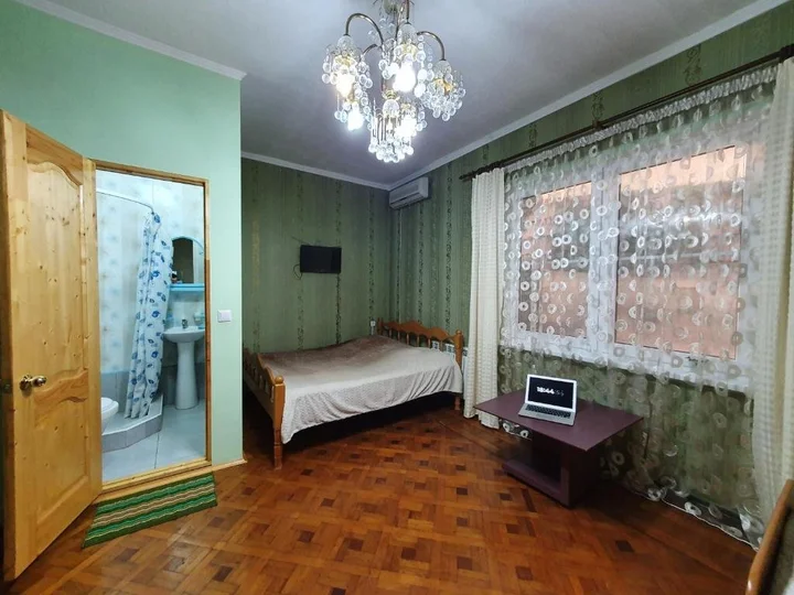 Сухум: Guest house Ziemfira