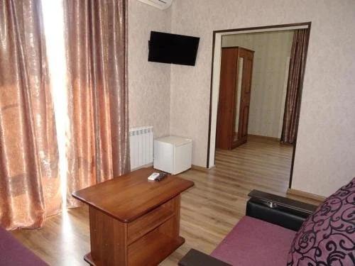 Цандрыпш: Guest house Kamelia