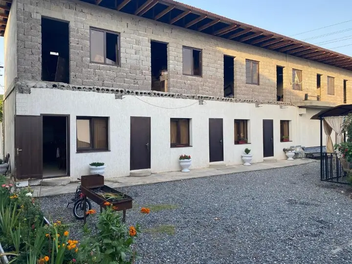 Сухум: Esnat guest house Titova 25a