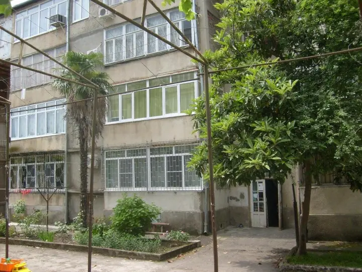 Гагра: Gagra ulitsa Abazgaa d 35/6 kv 16