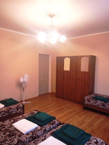 Новый Афон: Guest House Izumrud