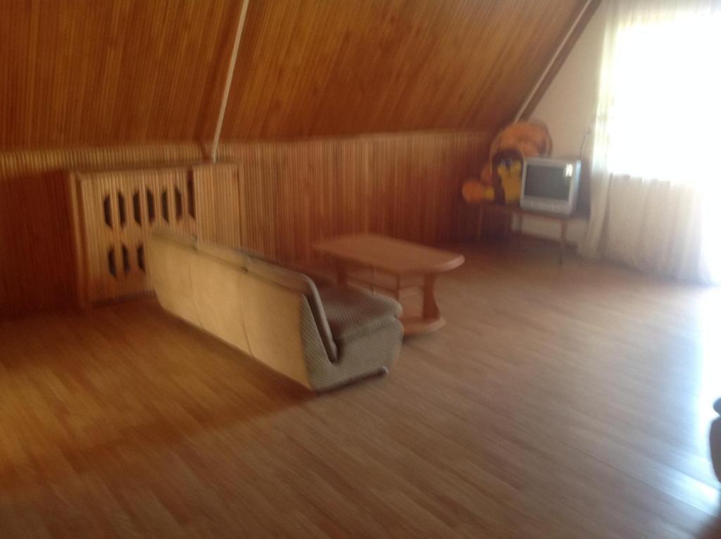 Гагра: Guest House on Shapsugskaya 2A