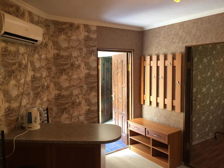 Гагра: Guest House on Shapsugskaya 2A