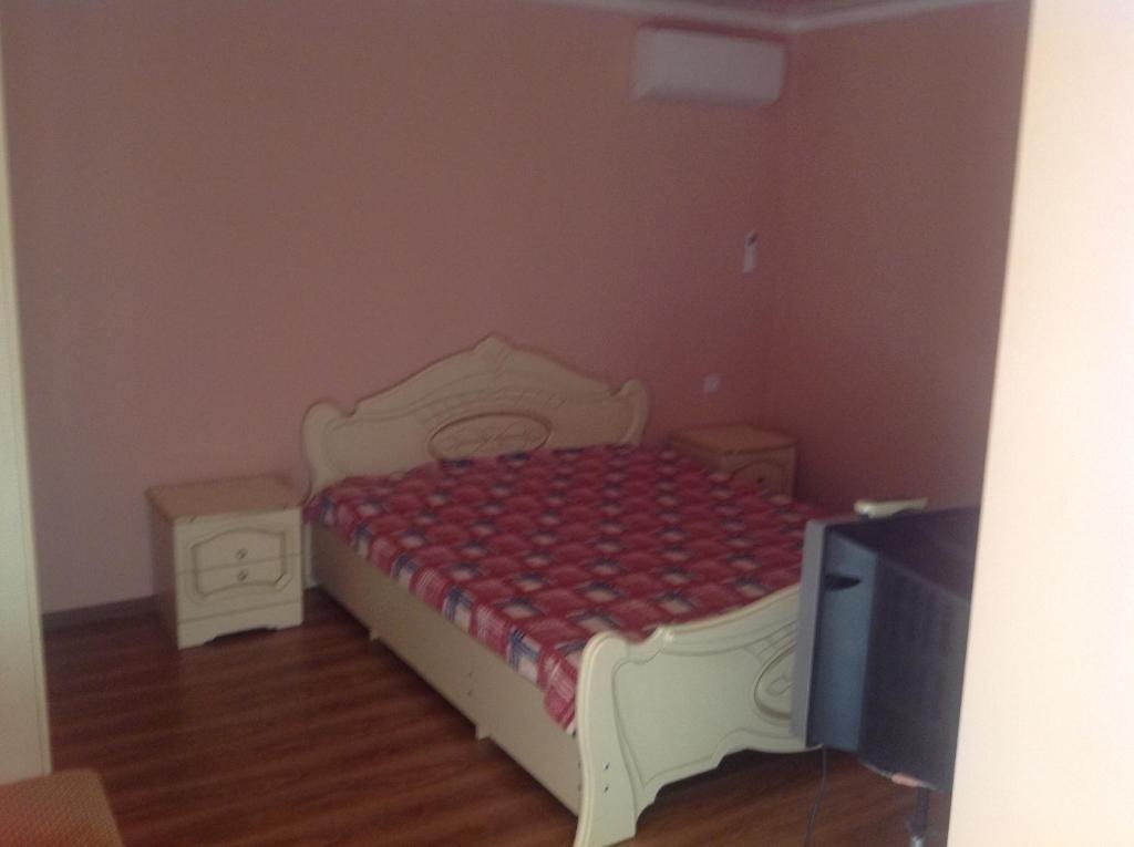 Гагра: Guest House on Shapsugskaya 2A