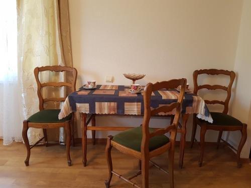 Гагра: Guesthouse Otdykh v Gaghrie