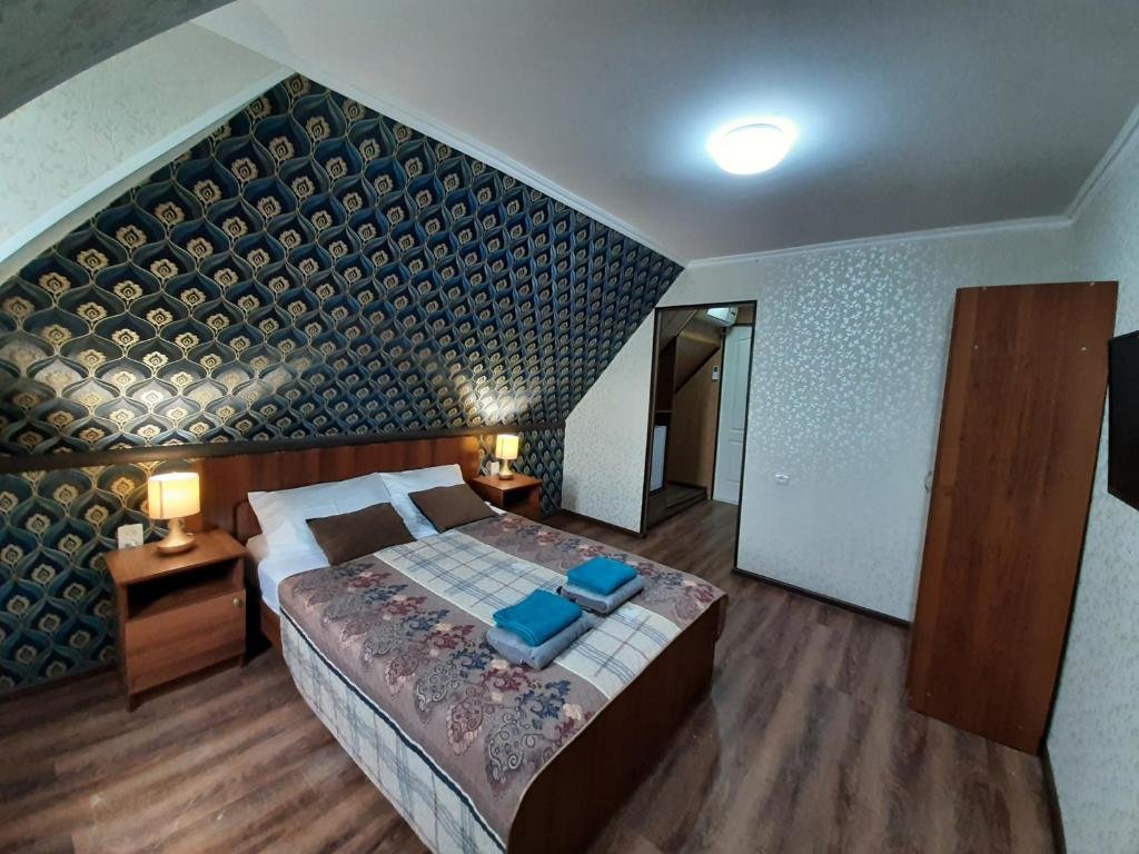 Гагра: Dacha khudozhnikov v Gagre