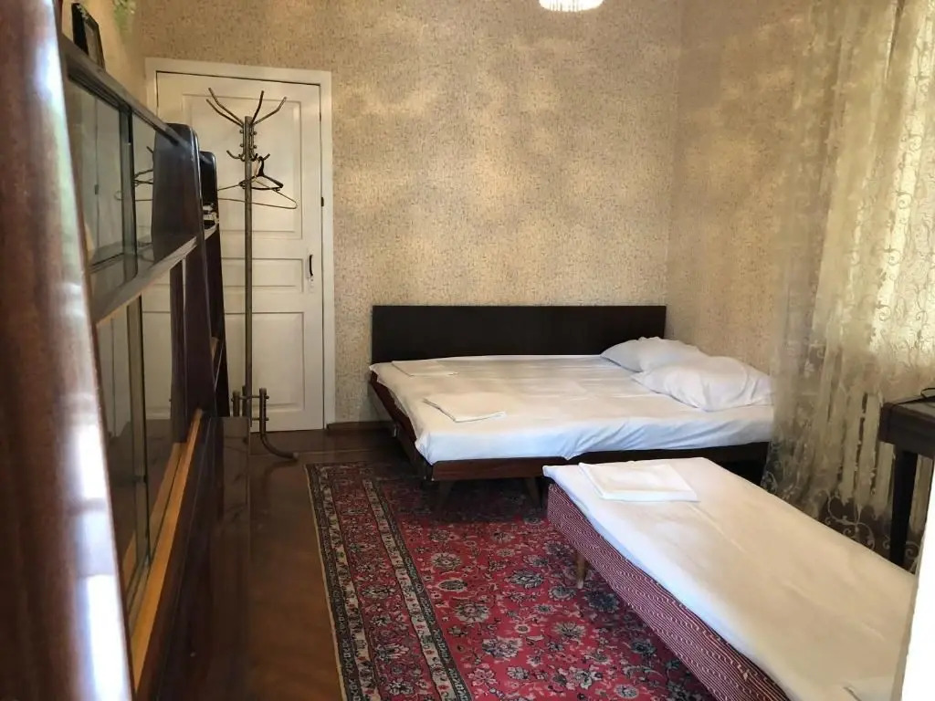 Гагра: Holiday Home On Sosnalieva 19
