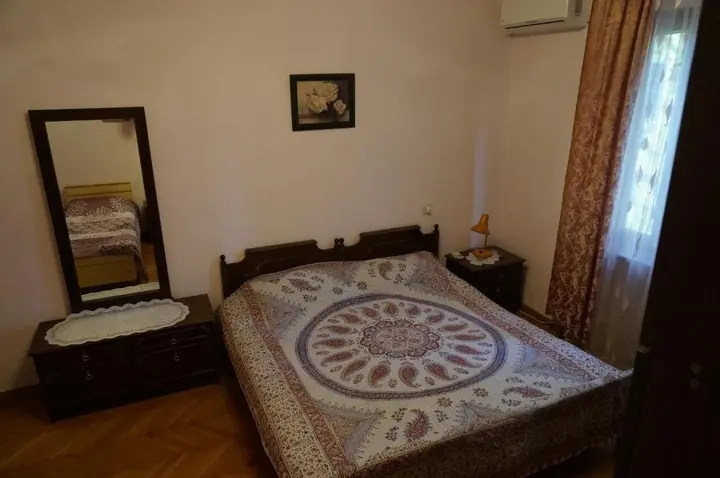 Гагра: Guest House on Demerjipa 126