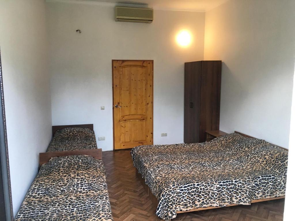 Пицунда: Guest House on Apsny 24a