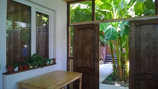 Пицунда: Guest House on Nazadze 62?