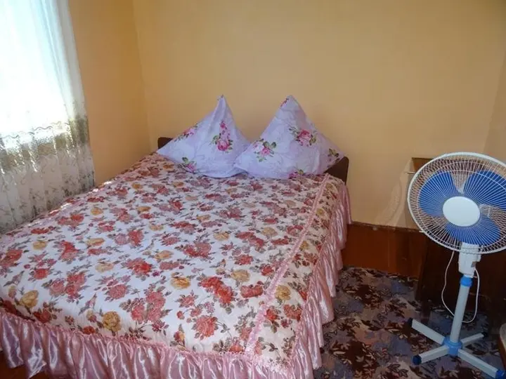 Цкуара: Guest House on Gagarina 32