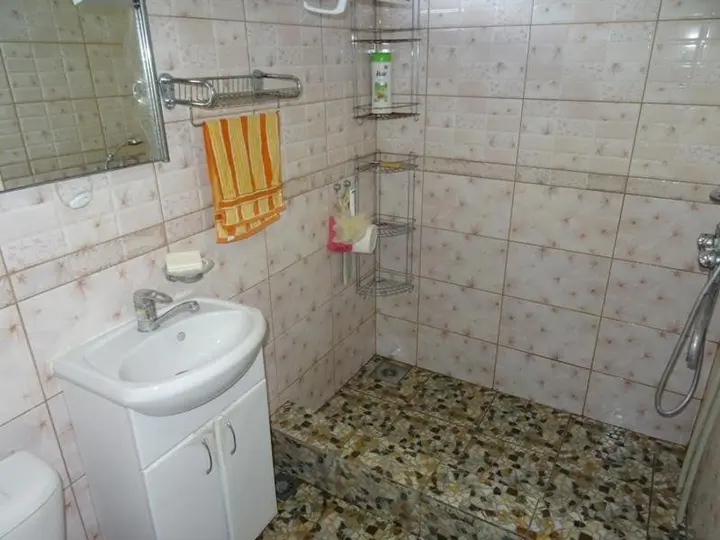Цкуара: Guest House on Gagarina 32