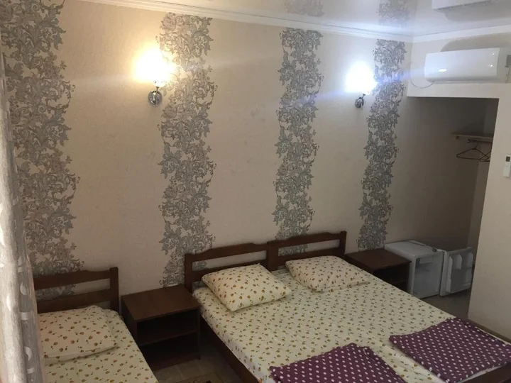 Гагра: Guest House on Lakrba 3