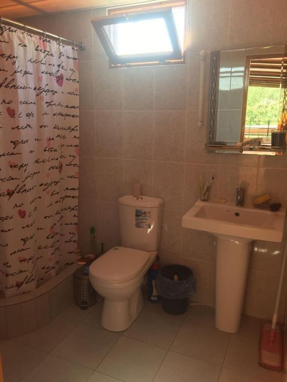 Гагра: Guest House on Lakoba 7